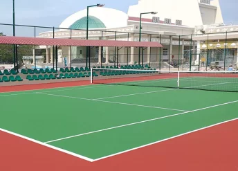 Sơn sân tennis 6 lớp có Sơn Cao Su Chống Nứt CUSHION MIXSPORTS trên nền nhựa.