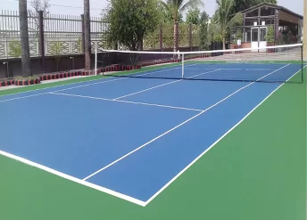 Sơn 4 lớp sân tennis có Cao Su chống nứt POLYURETHANHE TOPTENNIS trên nền nhựa